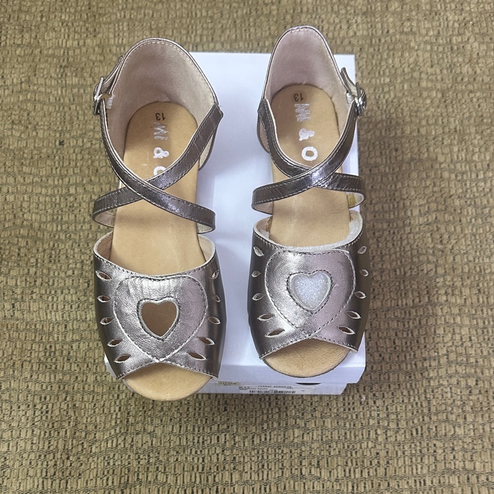 Mi & Co. Girls Metallic Silver Heart Cut-Out Sandals